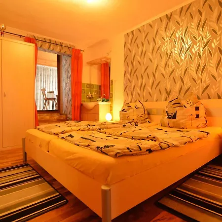 Comfortable In Rachtigeifel Near Lake Holiday home