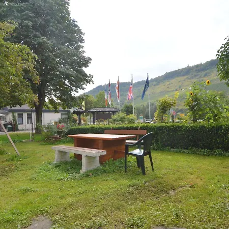 Holiday home Comfortable In Rachtigeifel Near Lake *